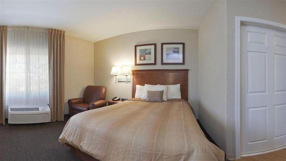 Candlewood Suites Enterprise By Ihg Exterior photo